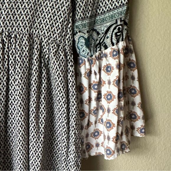 Umgee Printed Boho Flowy Tie Back Dress Size Medium - Picture 8 of 11